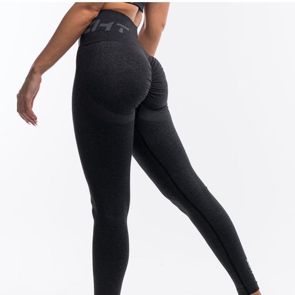 ECHT Arise Scrunch Leggings